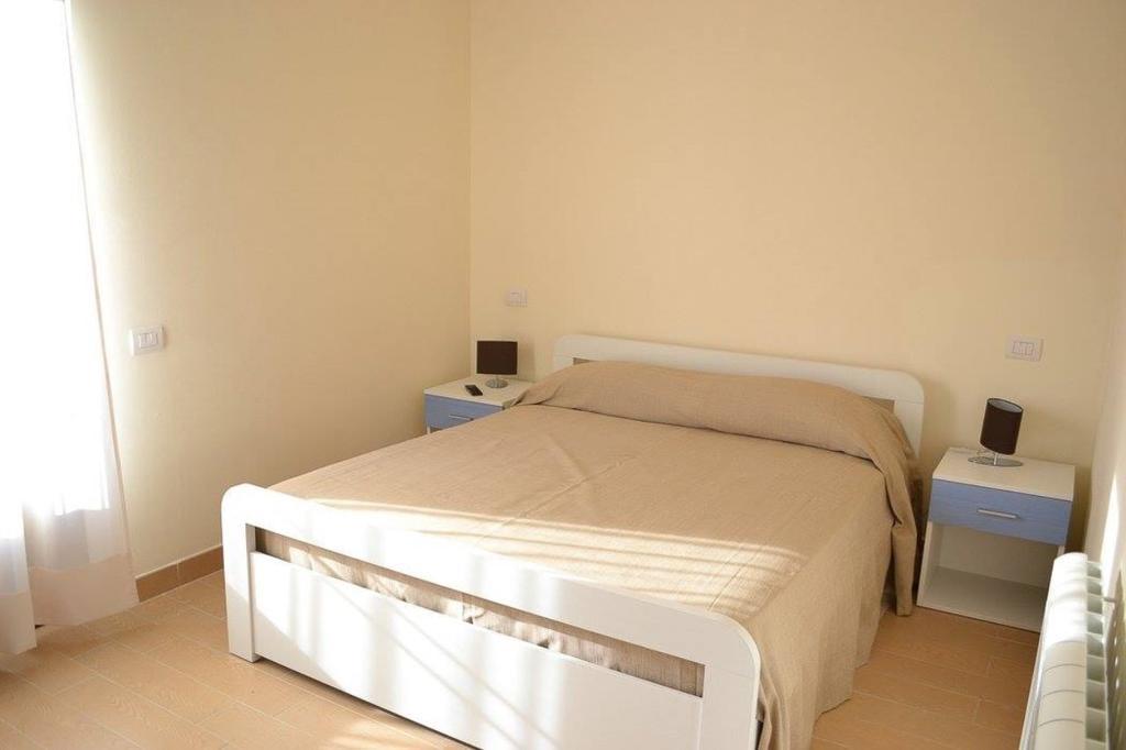 Agriturismo Bini Villa Sarzana Camera foto